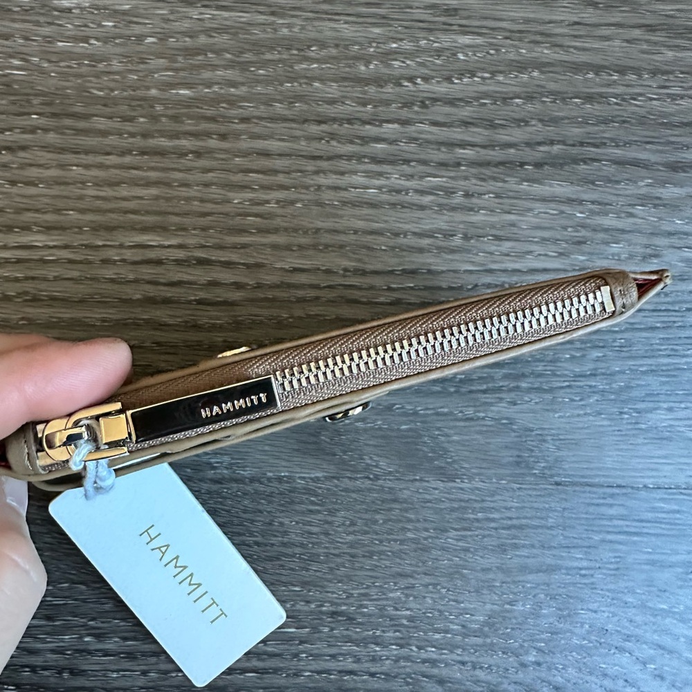 Hammitt 210 West Wallet/ Card Holder
Dune/Silver LTD Release Color New With Tags - Picture 6 of 8